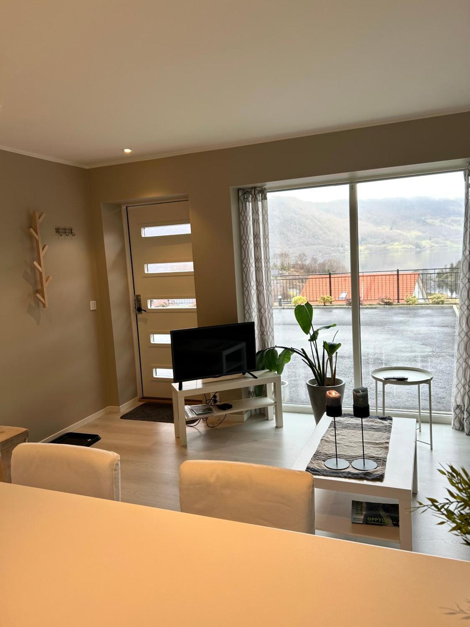 Апартаменты Havn I Etne With Fjordview Етнесжоен Экстерьер фото